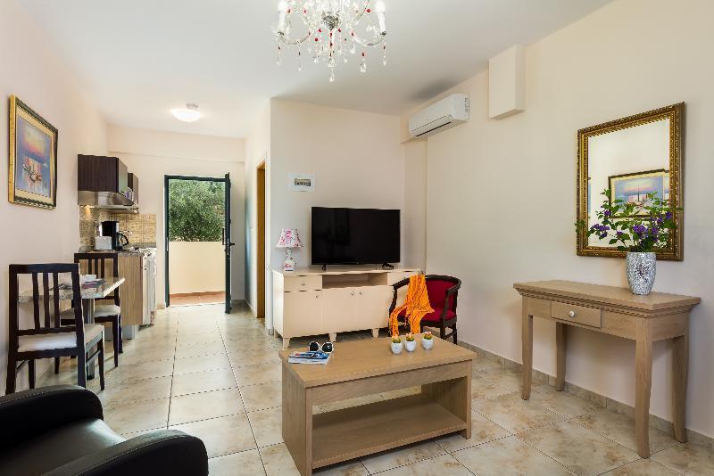 הרסוניסוס Pilot'S Villas Luxury Suites מראה חיצוני תמונה